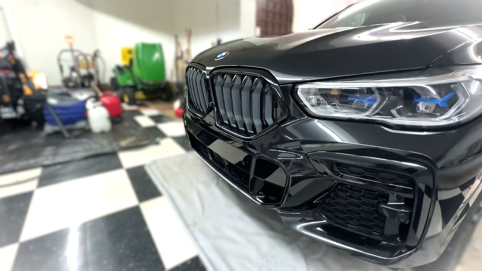 Exterior vehicle detailing and paint care in Derby Connecticut
