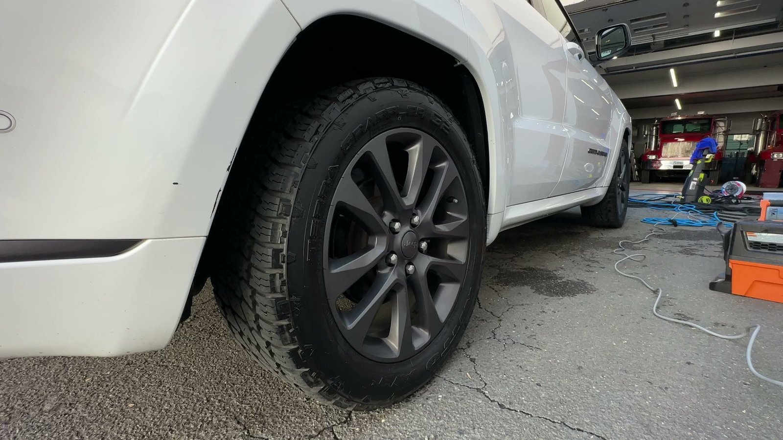Clean vehicle after exterior detailing near Wolcott Connecticut